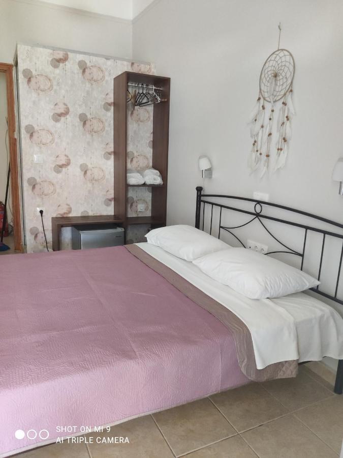Hotel Trifylia 基帕里夏 外观 照片