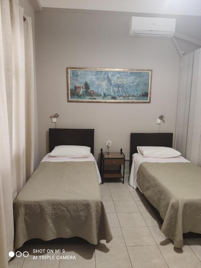 Hotel Trifylia 基帕里夏 外观 照片